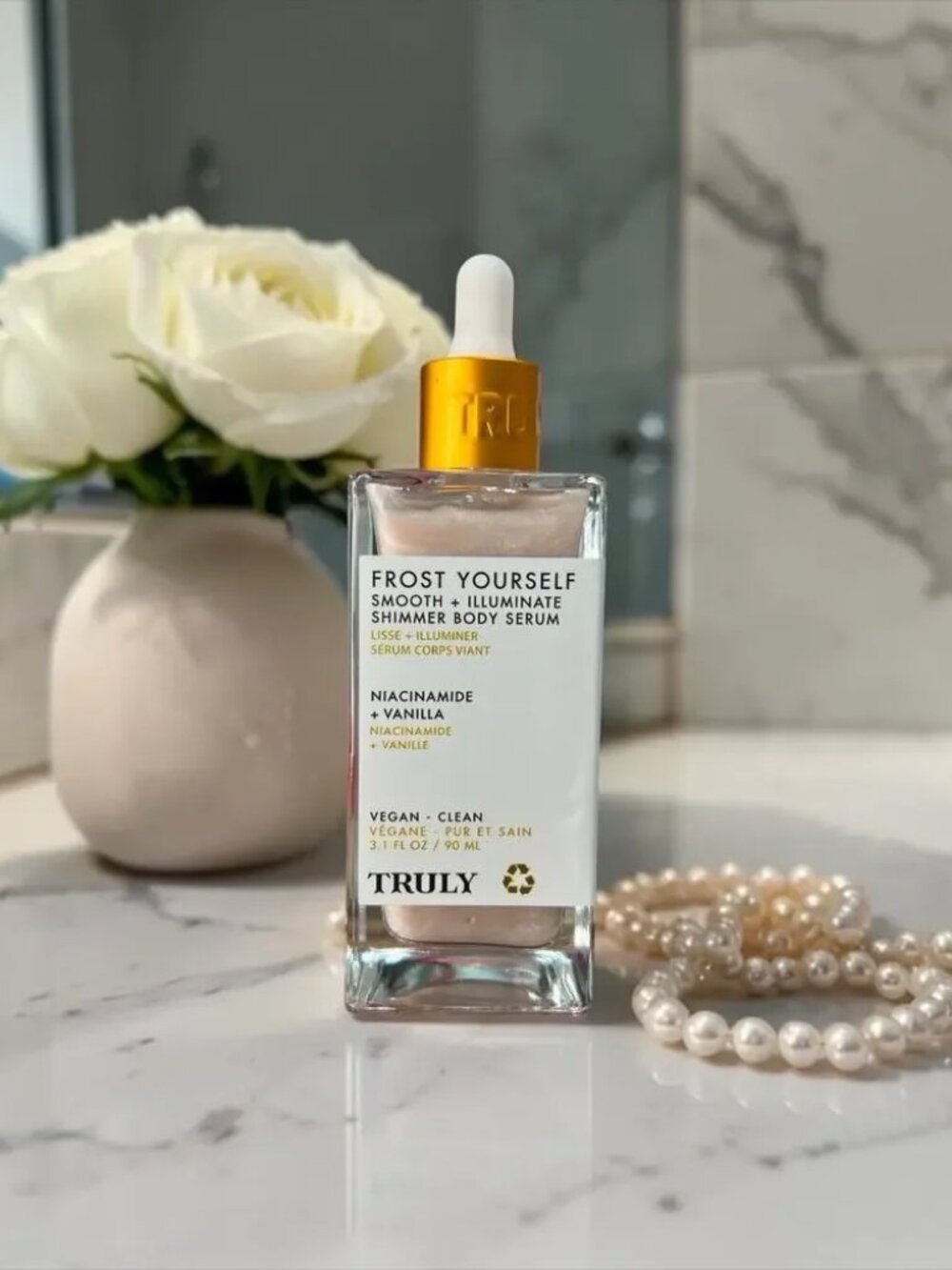Truly Beauty Frost Yourself Smooth + Illuminate Shimmer Body Serum 3.1 Oz NWOB